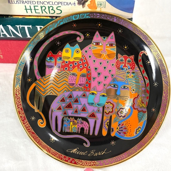 Vintage 1994 Fabulous Felines Decorative Plate - Picture 2 of 5
